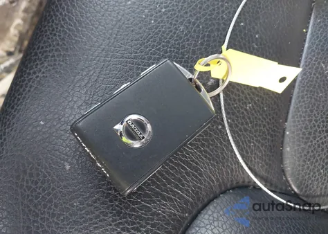 2022 Volvo Xc90 T6 Momentum 6 Passenger from USA, damaged, VIN YV4A221K1N1777716